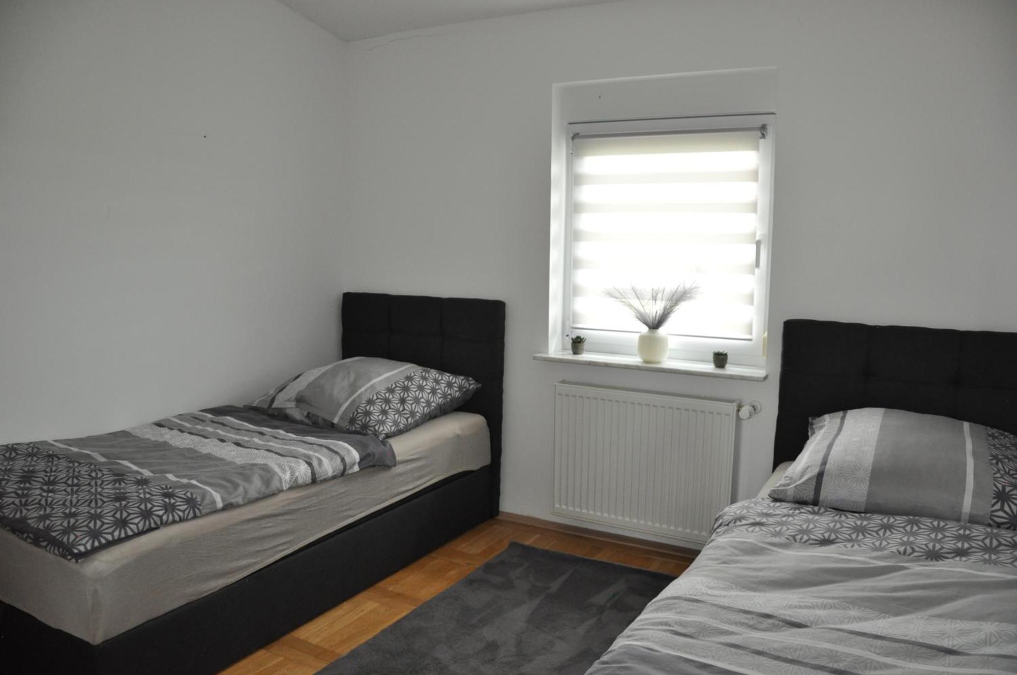 Ferienwohnung "Julka" Kostenloses W-Lan Giebelstadt Εξωτερικό φωτογραφία